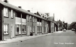 PAYS BAS - Oude Tonge - Schoolstraat - Animé - Rue - Carte Postale - Andere & Zonder Classificatie