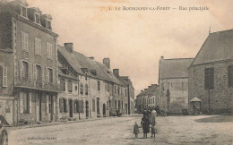 Bourgneuf La Forêt * La Rue Principale Du Village * Débitant * Balance Poids Public Bascule * Villageois - Autres & Non Classés