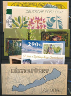 ** 16 Db Magyar és 7 Db Külföldi Bélyegfüzet / 16 Hungarian And 7 Foreign Stamp Booklets - Otros & Sin Clasificación