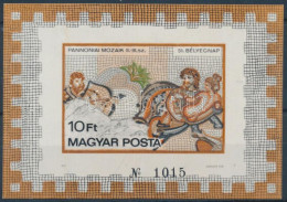 ** 1978 Pannóniai Mozaikok Vágott Blokk (25.000) / Mi 134 Imperforate Block - Otros & Sin Clasificación