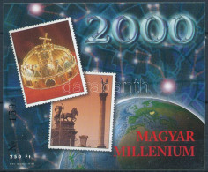 ** 1999/A41b Magyar Millennium 2000 Ajándék Emlékív (8.000) / Souvenir Sheet - Sonstige & Ohne Zuordnung