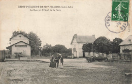 St Philbert De Grand Lieu * La Gare Et L'hôtel De La Gare * Ligne Chemin De Fer - Saint-Philbert-de-Grand-Lieu