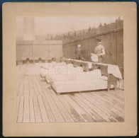 1898 Tátralomnic, Napfüdő, Hátoldalán Feliratozott Keményhátú Fotó, Jelzés Nélkül, 11x11 Cm - Autres & Non Classés