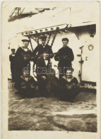 1916 Az S.M.S. Babenberg Osztrák-magyar Hadihajó Tisztjei Komolyzenei Koncertje Futott Fotólap / Two Officers, Elegantly - Sonstige & Ohne Zuordnung