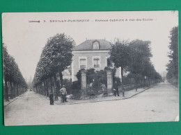 Neully-plaisance , Avenue Gabrielle Et Rue De écoles - Neuilly Plaisance