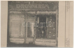 * T2 Kolozsvár, Cluj; Drogéria, Gyógyszertár / Drugstore, Pharmacy. Photo - Ohne Zuordnung