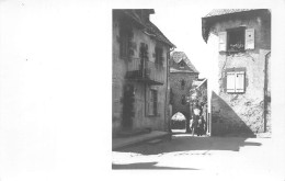 15-SALERS- CARTE-PHOTO- PORTE DE LA MATILLE , MAISON BERTRANDY - Autres & Non Classés