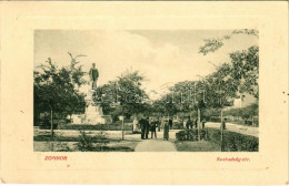 T2/T3 1910 Zombor, Sombor; Szabadság Tér, Schweidel József Szobor. W.L. Bp. 3740. / Square, Monument (EK) - Zonder Classificatie