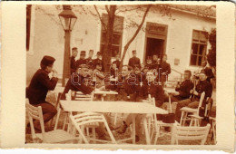 * T2/T3 1912 Wiener Neustadt, Bécsújhely; K.u.k. Theresianische Militär-Akademie, Bier Trinkende Soldaten / Restaurant G - Ohne Zuordnung