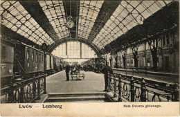 T2/T3 Lviv, Lwów, Lemberg; Hala Dworca Glównego / Railway Station, Main Platform, Train, Railwaymen (EK) - Non Classificati