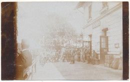 * T2/T3 Nyzhniv, Nizniów, Niznow; Német Katonák A Vasútállomáson / WWI German Military, Soldiers At The Railway Station. - Ohne Zuordnung