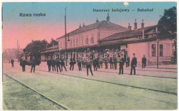 T2/T3 1916 Rava-Ruska, Rawa Ruska; Dworzec Kolejowy / Bahnhof / Railway Station, Train, Locomotive, Railwaymen (fl) - Non Classificati