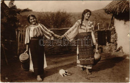 T2/T3 1924 Román Népviselet / Romanian Folklore. Colectia A. Bellu. Editura "Cartea Roameasca" Bucuresti (kis Szakadás / - Non Classés