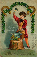 T2/T3 1909 Viel Glück Im Neuen Jahre / New Year Greeting Art Postcard With Horseshoes And Clovers. Emb. Litho (EK) - Ohne Zuordnung