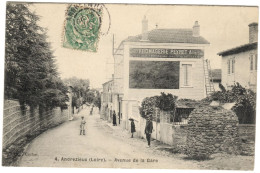 CPA ANDREZIEUX - Avenue De La Gare - Ed. Cochet N°4 - ( Fromagerie Peyret Ainé ) - Andrézieux-Bouthéon