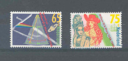 Netherlands 1988 Tricentenary Of The Arrival Of William III Of Orange In England/ Astrology Newton/Huygens   MNH ** - Unused Stamps