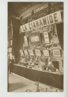 AGRICULTURE - CULTURES - PARIS - Carte Photo Stand ENGRAIS LA CIANAMIDE Lors D'une Manifestation Début XXème - Cultures