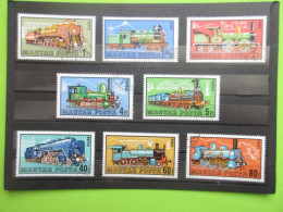 Série 8 Timbres - Magyar Posta - Hongrie 1972 - Locomotive - Oblitéré - Used Stamps