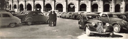 Nimes * Automobiles Citroën 2cv & CITROEN Traction * Automobile * Les Arène Un Jour De Corrida * Voiture - Nîmes