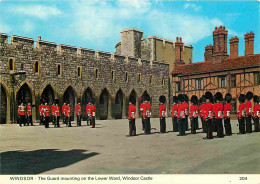 Angleterre - Windsor Castle - The Guard Mounting On The Lower Ward - Château De Windsor - Berkshire - England - Royaume  - Windsor Castle
