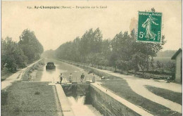 51.AY.CHAMPAGNE.PERSPECTI VE SUR LE CANAL.PENICHE - Ay En Champagne