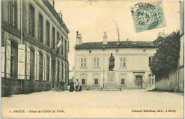 54.BRIEY.PLACE DE L'HOTEL DE VILLE - Briey