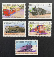 TOGO 1984 - NEUF**/MNH - Mi 1807 / 1811 - YT 1158 / 1162 - TRAINS LOCOMOTIVES VAPEUR - Togo (1960-...)