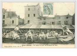 69.GIVORS.UNE PASSE DE JOUTE SUR LE BASSIN DU CANAL - Givors