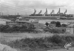 Hagondange * Hauts Fourneaux Et Hôpital St François * Usine Aciéries Mines ? - Hagondange