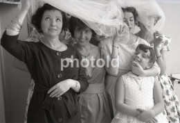 1960 MARRIAGE MARIAGE CASAMENTO NOIVA BRIDE MARIÉE 90mm ORIGINAL AMATEUR NEGATIVE NOT PHOTO NO FOTO - Other & Unclassified