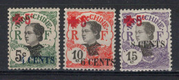 Indochine - YV 69 à 71 N* MH Complète , Croix Rouge , Cote 30,50 Euros - Unused Stamps