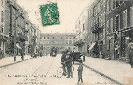 Clermont Ferrand * Rue De L'hôtel Dieu * Tramway Tram * Commerces Magasins - Clermont Ferrand