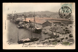 ALGERIE - BONE  - DANS LE PORT - EMBARQUEMENT DES PHOSPHATES - CARGO PORT-LOUIS ? - Annaba (Bône)