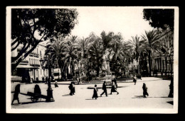 ALGERIE - BONE - PLACE DU THEATRE ET SQUARE DE LA LIBERTE - Annaba (Bône)