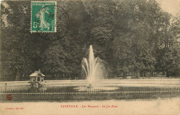 MEURTHE ET MOSELLE LUNEVILLE  LES BOSQUETS LE JET D EAU  (scan Recto-verso) KEVREN0304 - Luneville