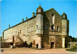 10-4-2024 (1 Z 31) FRance - Posted 1972 - Abbaye De Jard Sur Mer - Churches & Cathedrals
