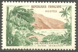 341 France Yv 1125 Rivière Sens River Martinique MNH ** Neuf SC (1125-1c) - Otros & Sin Clasificación