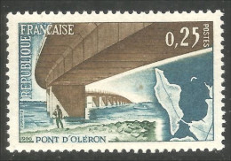 344 France Yv 1489 Pont Oléron Bridge Brucke Ponte Carte Map MNH ** Neuf SC (1489-1) - Ponts