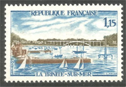 345 France Yv 1585 Tourisme La Trinité Sur Mer Voilier Bateau Boat Sailing Ship Schiff MNH ** Neuf SC (1585-1d) - Puentes