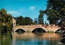 CHARLIEU  Le Pont De Pierre   27   (scan Recto-verso)KEVREN0655 - Charlieu