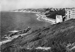 GUETHARY  La Plage Et Le Casino Et L'hotel Guétharia Cote Basque Vers Biarritz  15 (scan Recto Verso)KEVREN0676 - Guethary