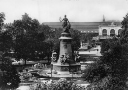 LYON  La Place Carnot  37 (scan Recto Verso)KEVREN0686 - Lyon 2