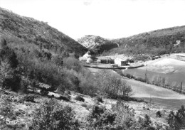 GORDES  Abbaye De Senanque  Vue Panoramique 1 (scan Recto Verso)KEVREN0683 - Gordes