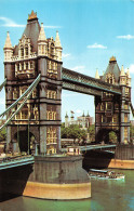 R287806 The Tower And Tower Bridge. London. PT1089 - Autres & Non Classés