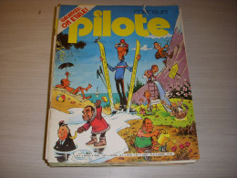 PILOTE MENSUEL 27 08.76 CARICATURES GISCARD MARCHAIS MITTERRAND KISSINGER CHIRAC - Pilote