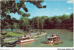 AJEP1-CANADA-0022 - MONTREAL - Canada - Les Fameuses Gondoles Du Parc Lafontaine - Montreal