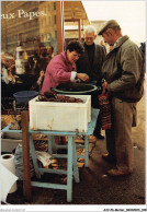 AJJP6-0516 - METIER - MME JEANNE - MARCHANDE DE CRABES ET DE HOMARDS CHERBOURG - Pêche