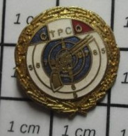 115E Pin's Pins / Beau Et Rare : SPORTS / CTPCO CLUB TIR PISTOLET CIBLE - Altri & Non Classificati