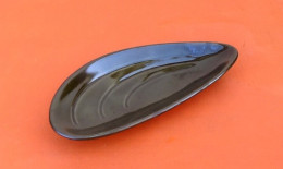 Années 1970 Coupelle  / Ravier  Céramique Forme De Moule - Plato