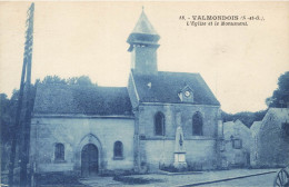 D5581 Valmondois L'église Et Le Monument - Valmondois